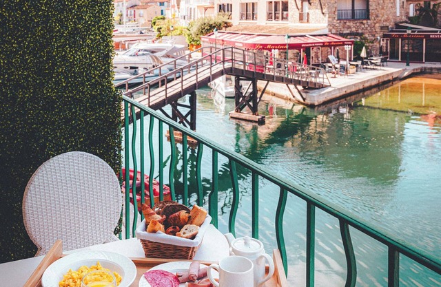 Le Suffren Hotel