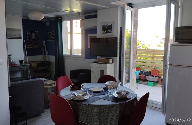 Les Bonbonières d'Andréa Gavinies Pellegrin Furnished 2* T2 + private roof top 24 sq.m.