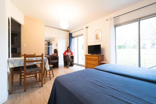 Les Mimosas - App 07 - Appartement Cosy Clim Balcon 1er étage