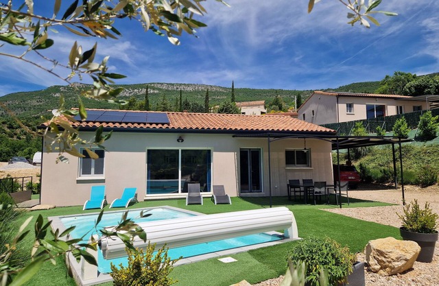 Les Villas Dorées - Metal Villa facing Mont Ventoux