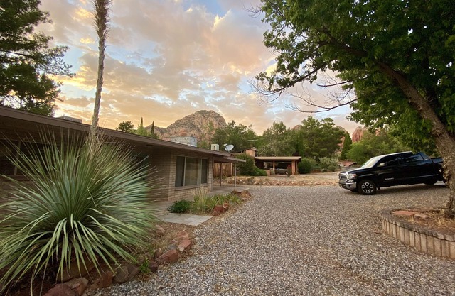 Less than 5 houses from some of the BEST trails in Sedona!