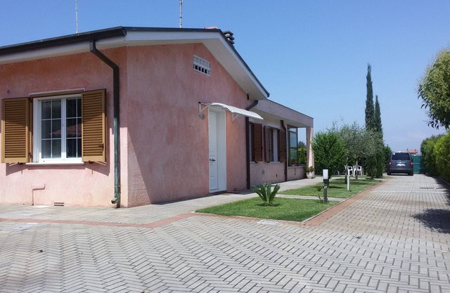 Lido Di Camaiore Villa Garden 3 Kilometers From the Sea