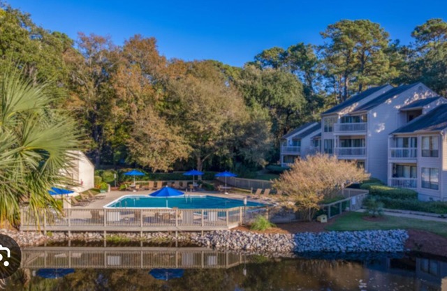 Lighthouse Tennis Villas - Walking Distance to Harbor Town/Shops at Sea Pines