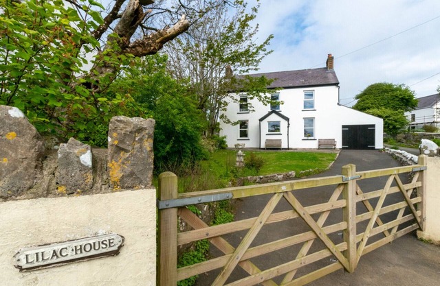 Lilac House - Five Bedroom House, Sleeps 8