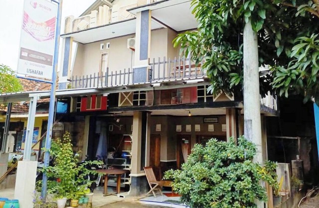 Lishafa Homestay
