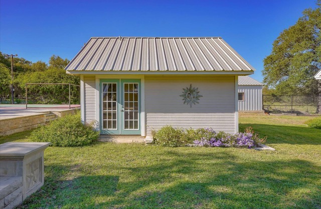 Little "G" Cottage on the Farm