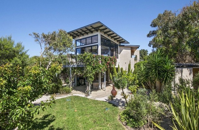 Located in the best area of Central Torquay and set on a large old Torquay block
