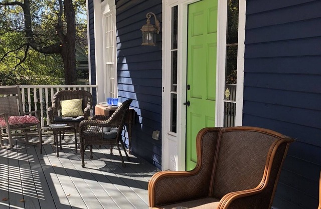 Located in the heart of downtown Acworth, Georgia