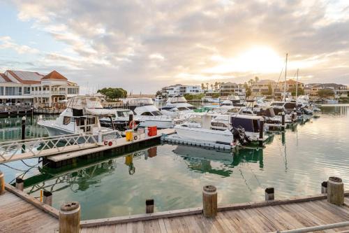 Located in the Mindarie Marina a Luxury House in a Perfect Location