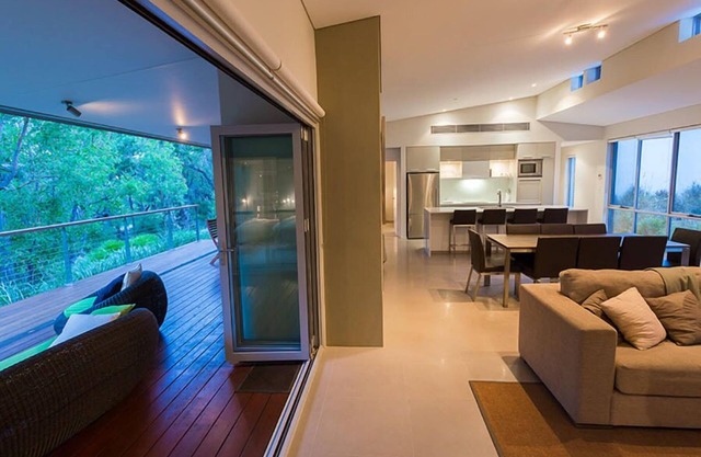 Located on the exclusive Flutes/Brookland Valley Vineyard property