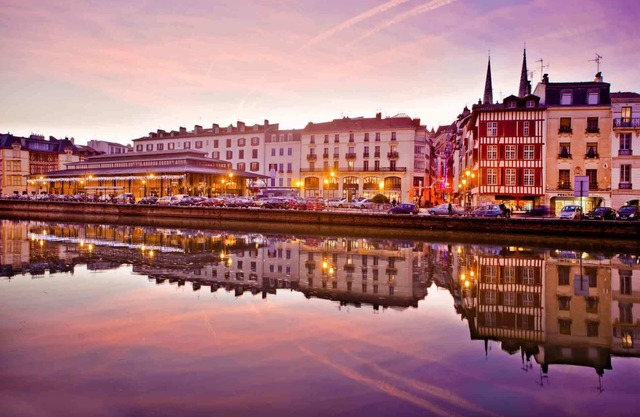 Location T2 Meublé - Un Cocon Chaleureux au Coeur de Bayonne