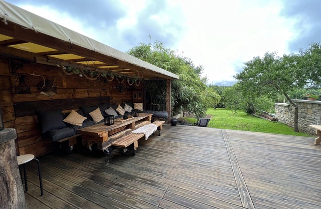 Lodge in the Ognon valley for up to 18 people