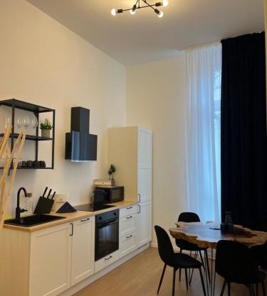 Loft A002 Solo Tower - Sforza 13
