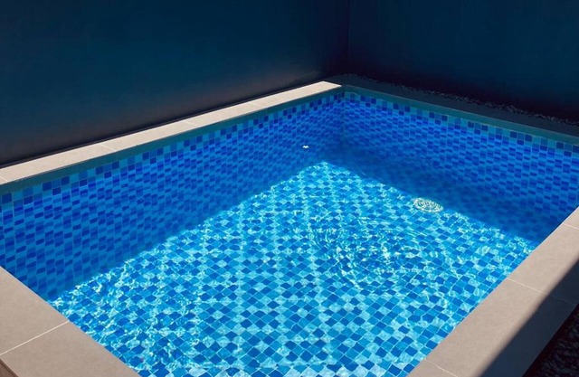Loft-type Pool Villa near Clark (Casa Isabela)