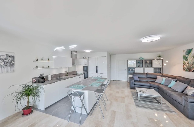 Logement EN Copropriete Piscine Nice Cote D'azur