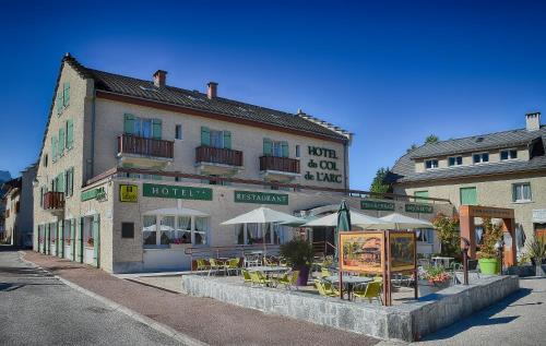 Logis Hôtel - Le Col de l'Arc
