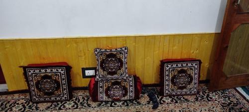 Lone guest house