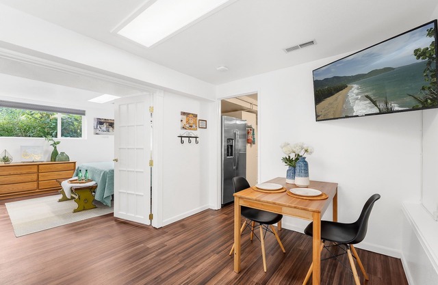 Long Term Stay Discount. Business, Couples and Families Welcome/Ground Floor