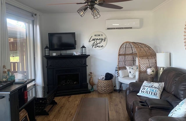 Lorney’s Place - entire cottage in cascumpec