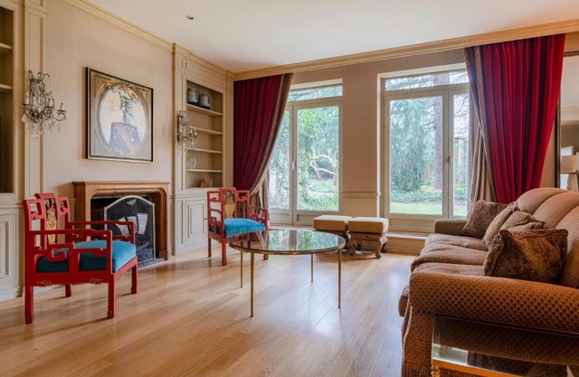 Louise Royal Residence