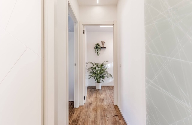 LoungeFloor Metro A Netflix & Wi-Fi