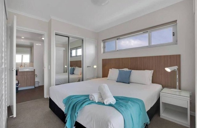 Lovely 1-bedroom in the Heart of Mackay w/Pool