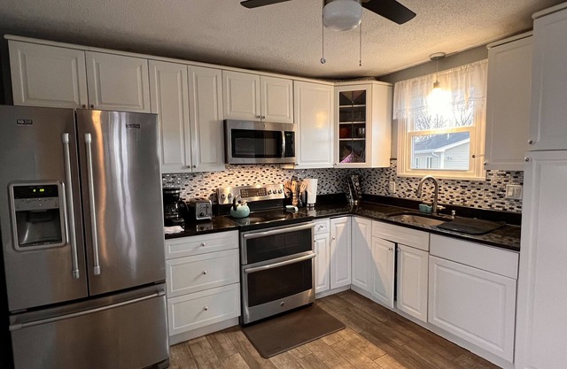 Lovely 3br apt in Gloucester, free parking