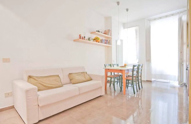 Lovely and Cheap Flat in the Central Area Appio -San Giovanni