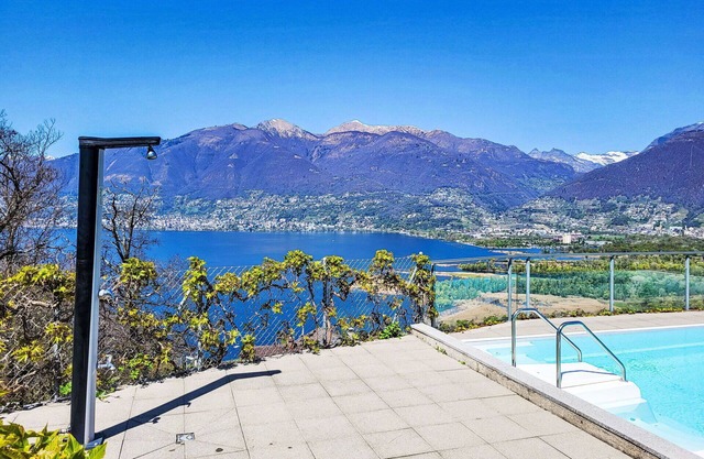 Lovely apartment for 5 guests with pool, WIFI, TV, terrace and parking