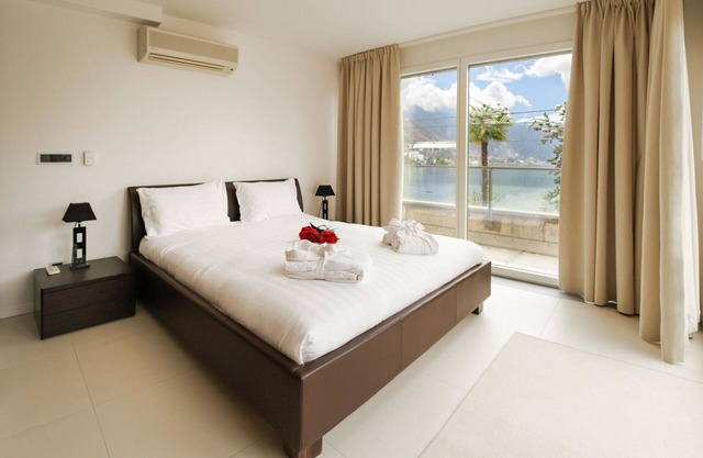 Lovely apartment for 3 guests with WIFI, pool, A/C, TV, terrace and panoramic view