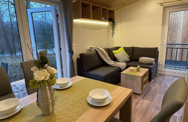 Lovely apartment in villa for 5 people with WIFI, TV, terrace and parking