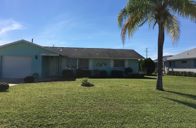Lovely Englewood Home Near Beaches & Golf