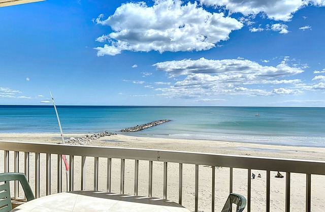 Lovely F2 Apartment on First Line with Elevator - 4 Pers - Palavas les Flots