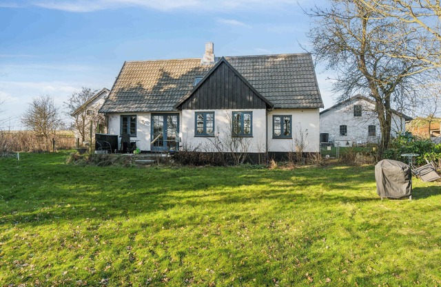 Lovely holiday home near Gudhjem