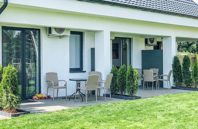 Lovely home in Jantar with WiFi