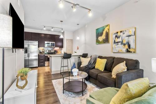 Lovely Modern 1Br KingBed FreeParking Wi-Fi