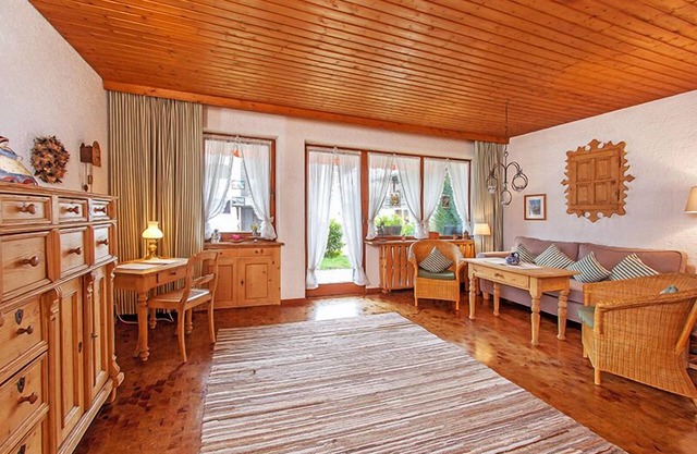 Lovingly furnished and cozy apartment in the Chiemgau Alps