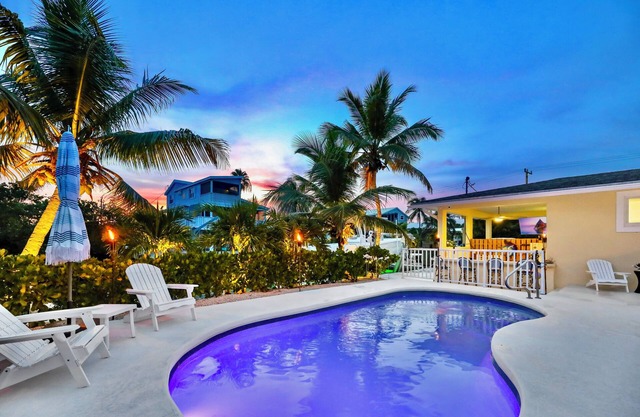 Lower Keys PARADISE 200 Ft of Dockage, Heated Pool, Quick Atlantic Access