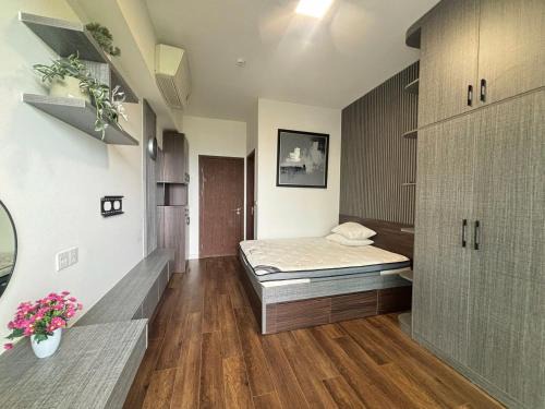 Lumiere Apartment Swanbay