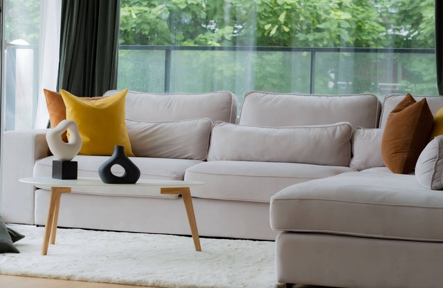 Luminous, Luxury, 2 bedroom apartment in the middle of Brussels.