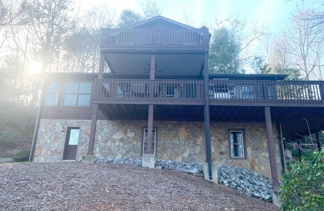 Lure Me Inn - WALK to all resort amenities