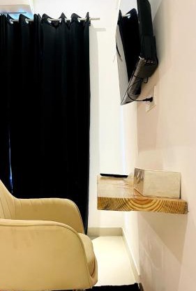 Lusty Stay for Couple with Jacuzzi