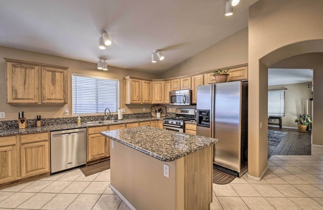 Luxe Chandler Home w/Resort-Style Amenities!