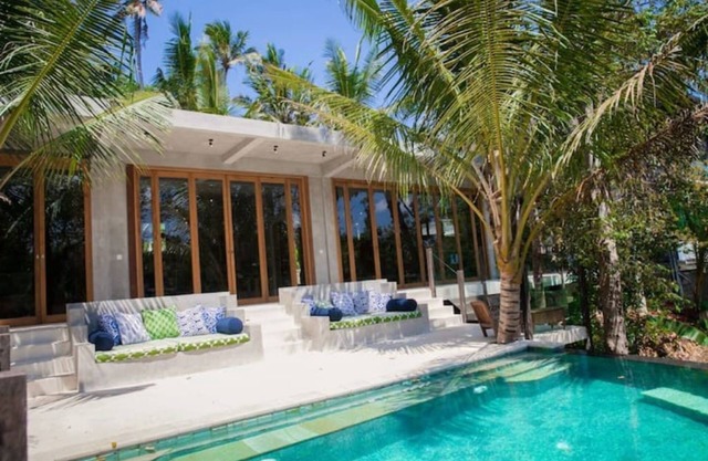 Luxe Class! Jaw dropping views!