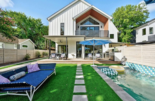 Luxe Home in Iconic Zilker/Barton Springs neighborhood- POOL