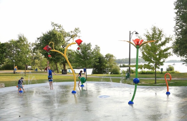 *LuxNew Cottage* Fenelon Falls Waterfront Cottage for 8