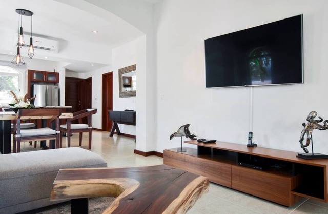 Luxory Condo on El Tigre Golf Course