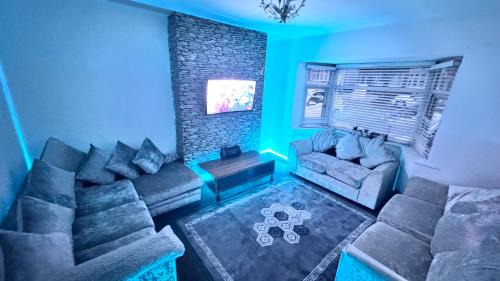 Luxproperties