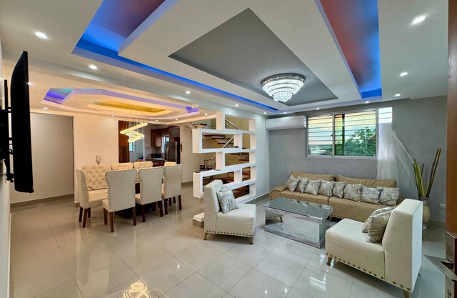 Luxury 4 Bedrooms Penthouse