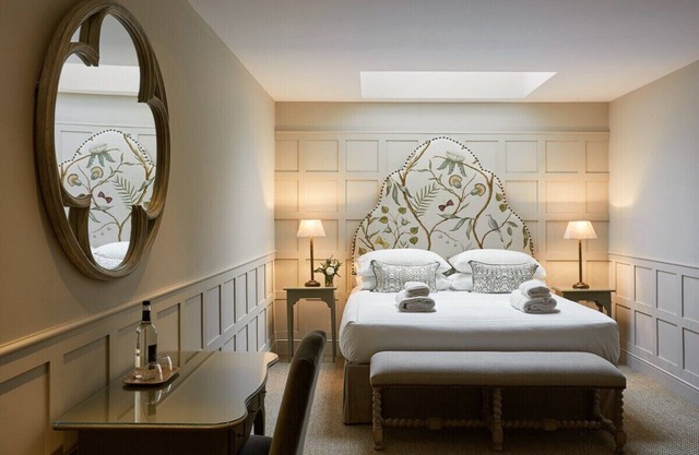 Luxuary Southrop Stay | Boutique Cotswold Base